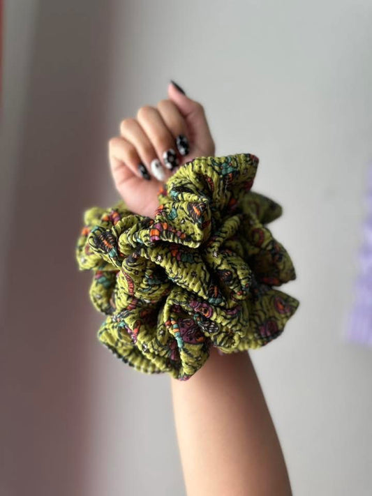 Rts Bugs XL Scrunchie