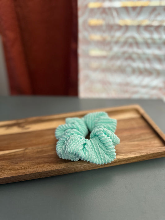 Medium Mint Scrunchie