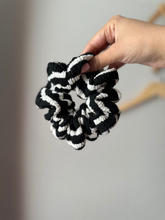 Large Scrunchie